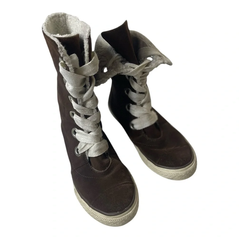 Converse Chuck Taylor Juniors Beverly Lace Up Xhi Brown Suede Tall Sneakers
